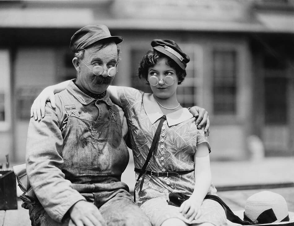 Old photo shows man and woman wearing spectacles